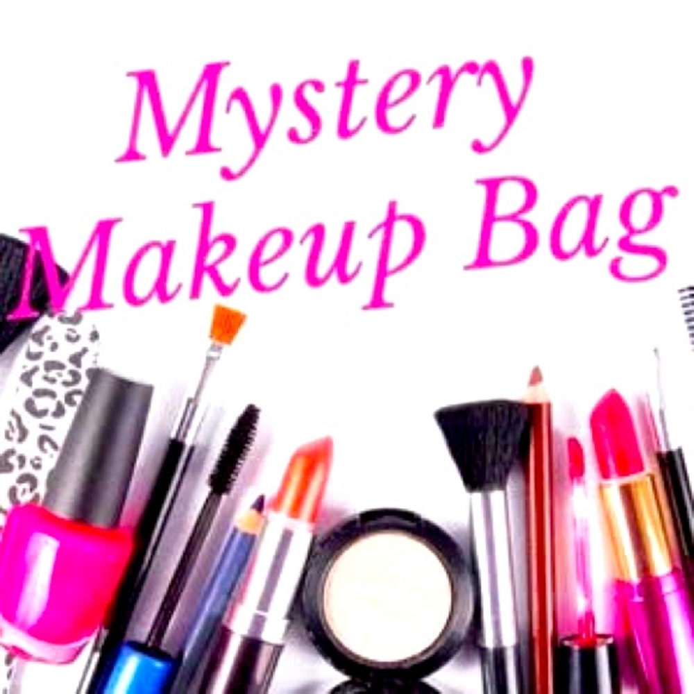 Makeup Avon Themed Mystery Surprise Gift Bag Jewelery Fragrance Hair Care Home